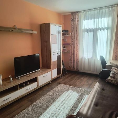 Apartament Gabriela Vulcan  Buitenkant foto