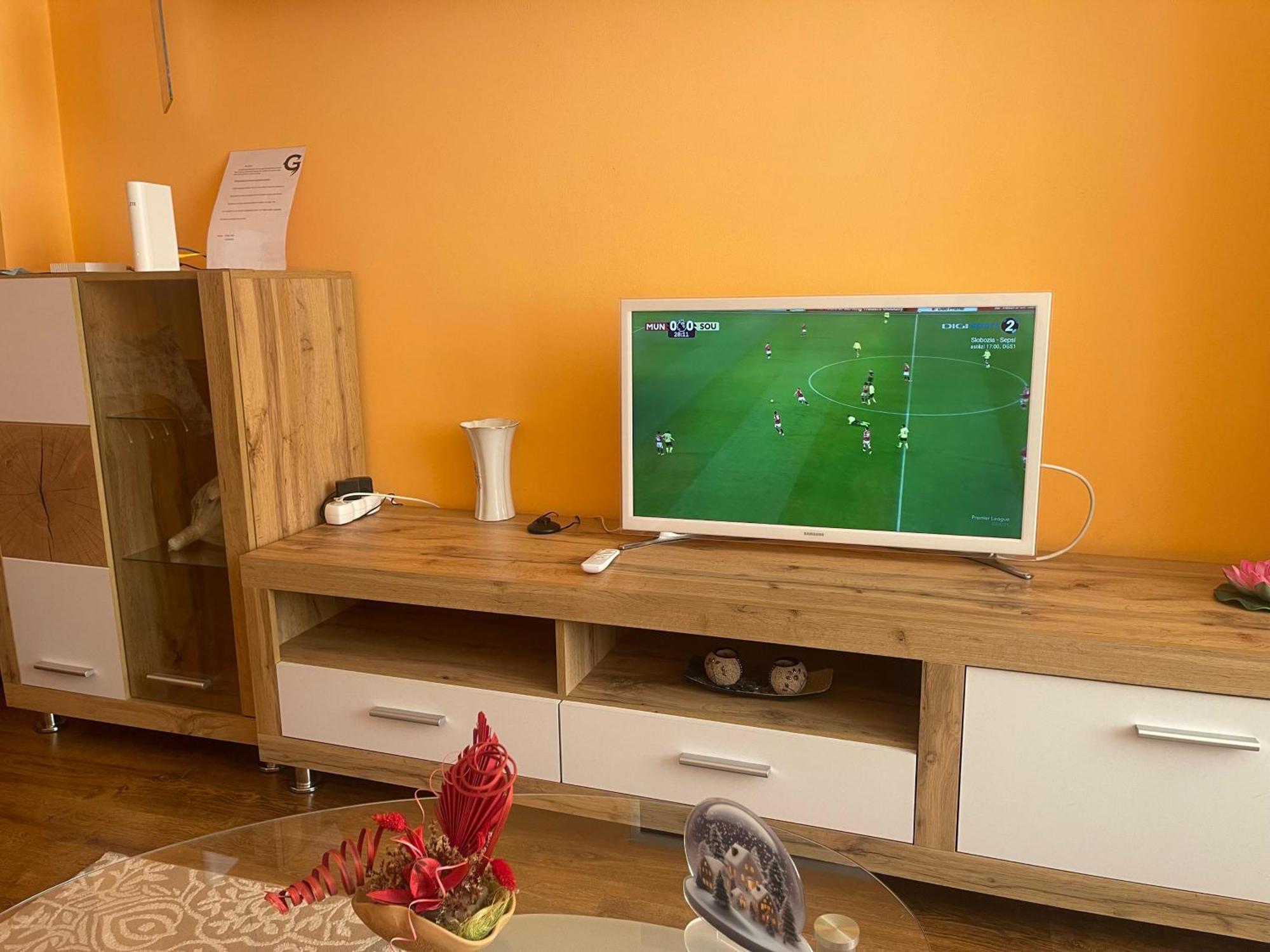 Apartament Gabriela Vulcan  Buitenkant foto